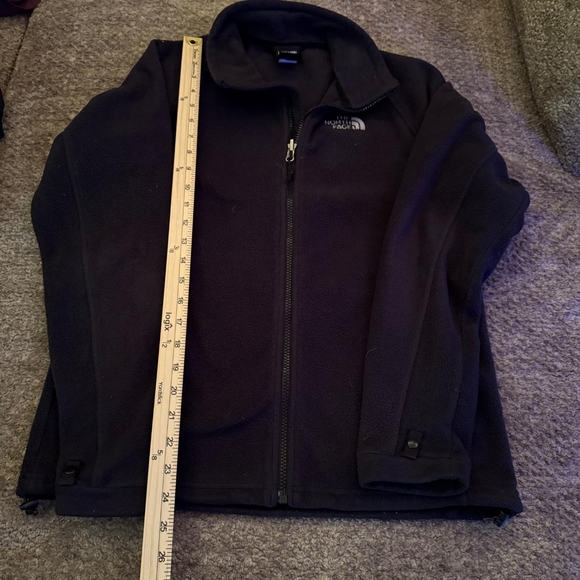 Women's medium North face zip up - Picture 2 of 5